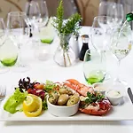 Greenhills Country Hotel