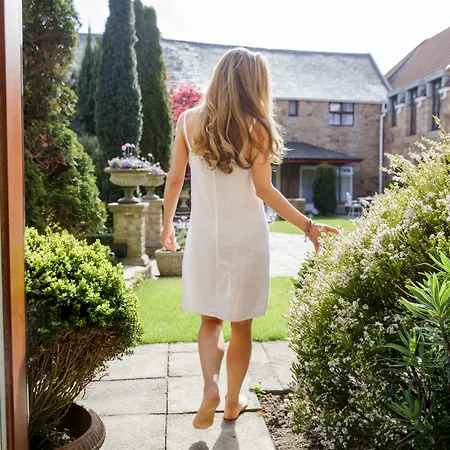 Greenhills Country Hotel