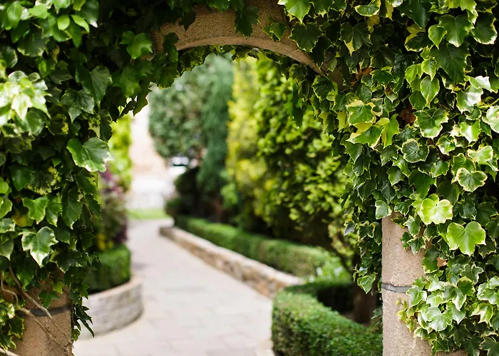 Greenhills Country Hotel