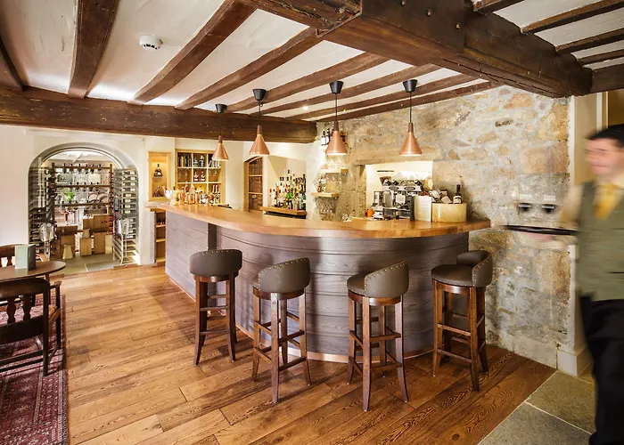 Greenhills Country Hotel