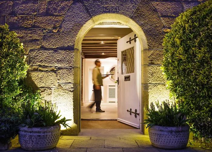 Greenhills Country Hotel 4*