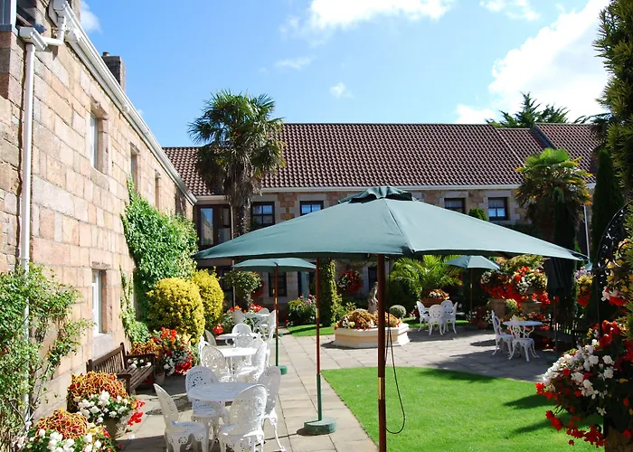 Greenhills Country Hotel