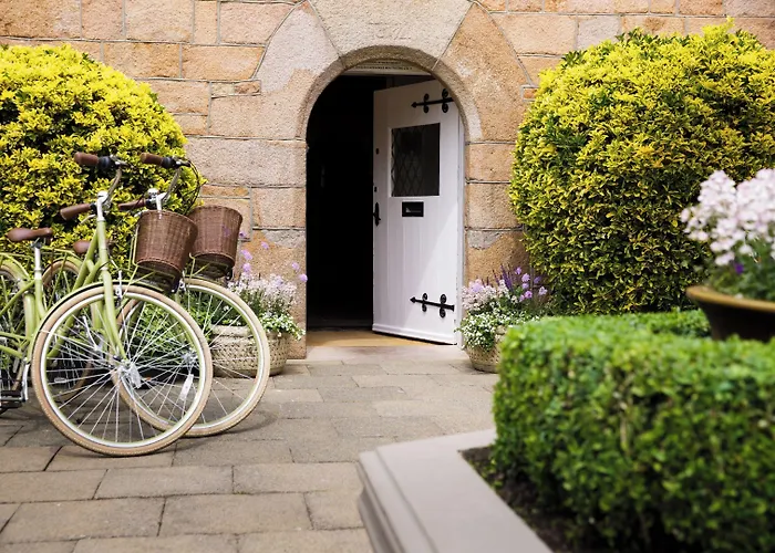 Greenhills Country Saint Peter