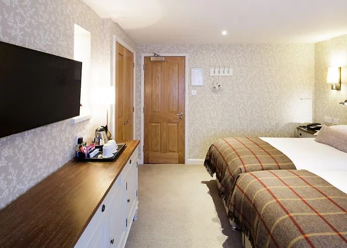 Greenhills Country 4*