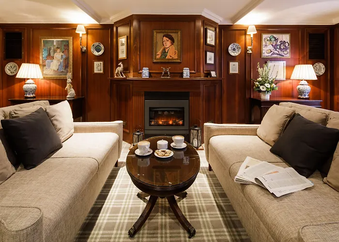 Greenhills Country 4*